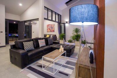 Sanctuary Lake Hua Hin Luxury brand new pool villas near to Banyan Golf Clubs soi 112