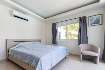 Orchid Paradise Homes OPV21 pool villa near city
Hua Hin