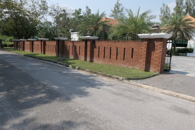 Big pool villa 2052 sqm southern Cha-Am at the golf club