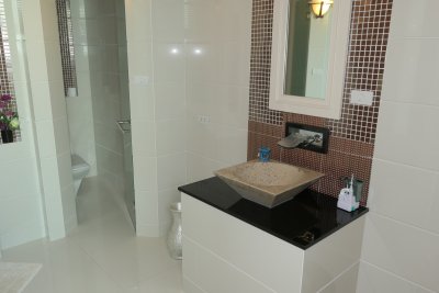 Big pool villa 2052 sqm southern Cha-Am at the golf club