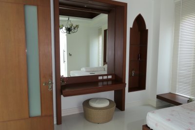 Big pool villa 2052 sqm southern Cha-Am at the golf club