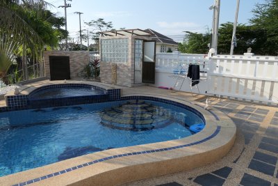 Tropical Garden Village pool villa Cha-Am, Hua Hin close to Palm Hills Golf Club