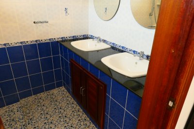 Big pool villa 4 bed room soi 70 near city Hua Hin