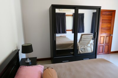 Big pool villa 4 bed room soi 70 near city Hua Hin