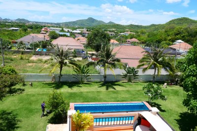 Big pool villa 350 sqm near city Hua Hin