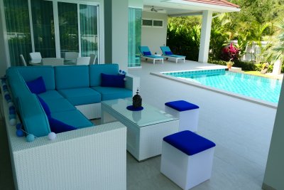 Woodlands new built pool villa 335 sqm ready to move in Hua Hin