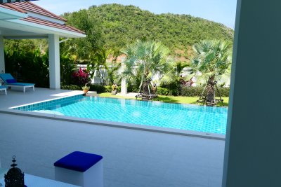Woodlands new built pool villa 335 sqm ready to move in Hua Hin