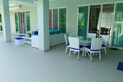 Woodlands new built pool villa 335 sqm ready to move in Hua Hin