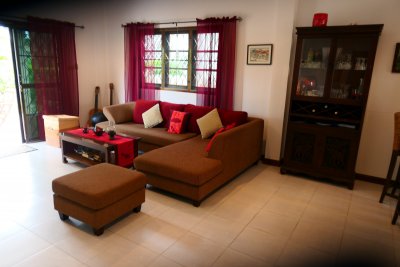 Baan Lisa nice house front the pool soi 94 Hua Hin