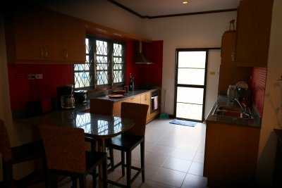 Baan Lisa nice house front the pool soi 94 Hua Hin