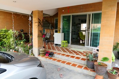 Nice pool villa soi 112 near city Hua Hin