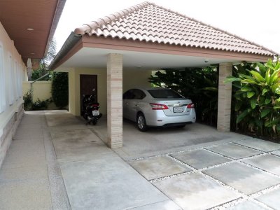 Large pool villa 250 sqm soi 88 in Hua Hin