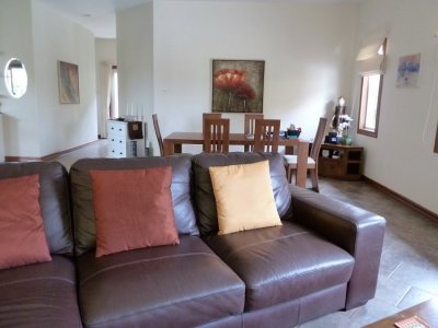 Large pool villa 250 sqm soi 88 in Hua Hin