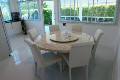 Beautiful house next to pool north Hua Hin