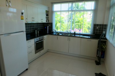 Beautiful house next to pool north Hua Hin