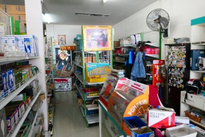Big shop for sale in good location soi 88 Hua Hin