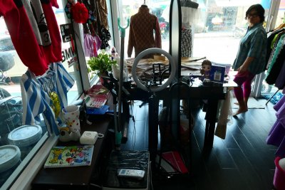 Big shop for sale in good location soi 88 Hua Hin