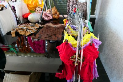 Big shop for sale in good location soi 88 Hua Hin