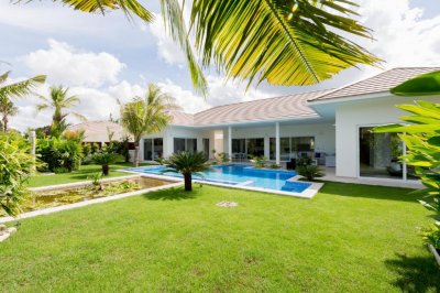 Luxury brand new pool villa Hin Lek Fai Hua Hin