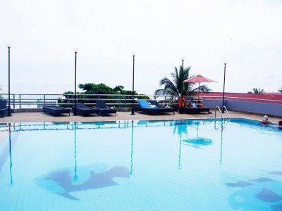 Blue Wave Hua Hin Apartment at Khao Takiab Beach