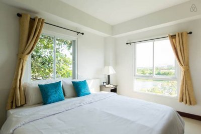 Hua Hin The Pride Apartments near downtown and the beach soi 102
