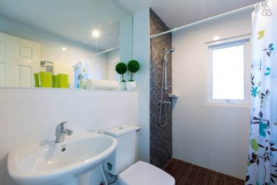 Hua Hin The Pride Apartments near downtown and the beach soi 102