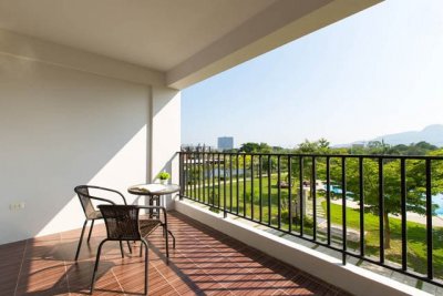 Hua Hin The Pride Apartments near downtown and the beach soi 102