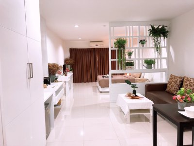 Condo in heart of Hua Hin 1 bedroom 1.68 MB Fully furnished