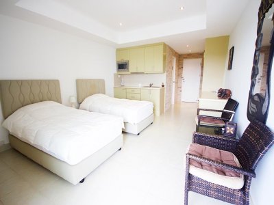 Blue Wave Hua Hin Apartment at Khao Takiab Beach