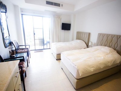 Blue Wave Hua Hin Apartment at Khao Takiab Beach