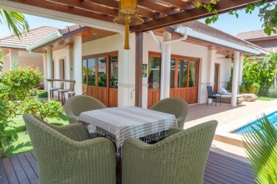 Pool villa 334 sqm west Hua Hin