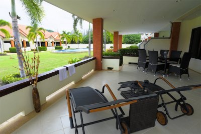 Thailandresort townhouse on soi 102/112 near the Swedish school Hua Hin