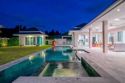 Woodlands Residence pool villa Jay 320 sqm west Hua Hin