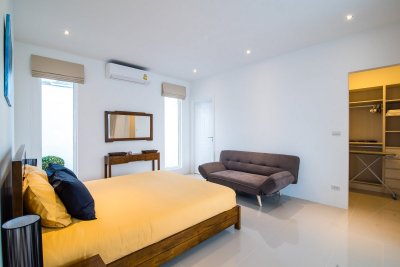 Falcon Hill big pool villa near city
Hua Hin