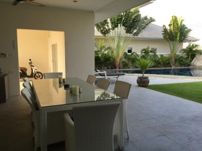 The Lees Exclusive pool villa 4 bedrooms soi 88 near downtown Hua Hin
