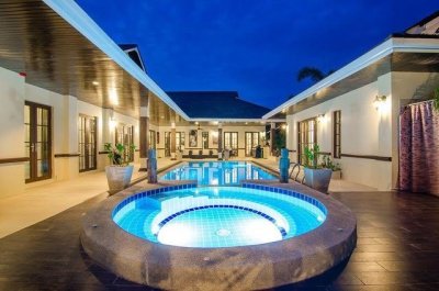 Palm hills golf club pool villa Hua Hin Cha-Am